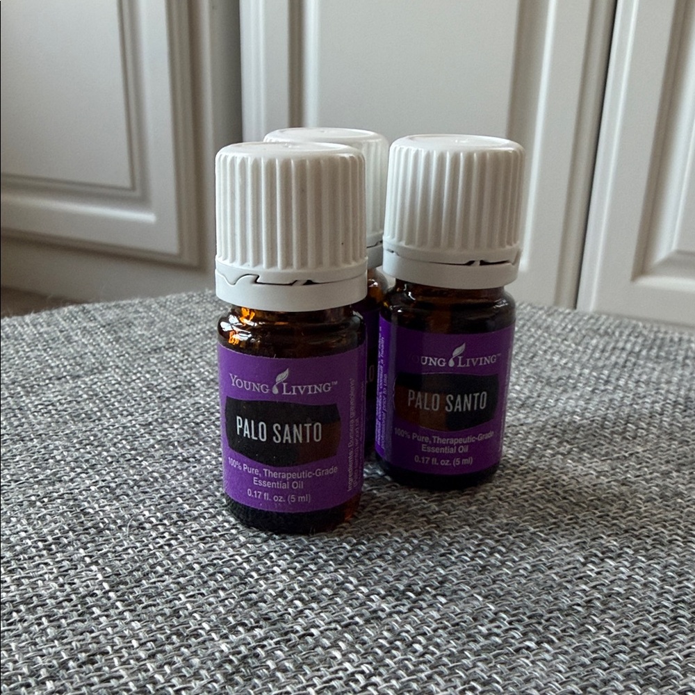 Young Living 5ml Palo Santo Oil in Purple and White